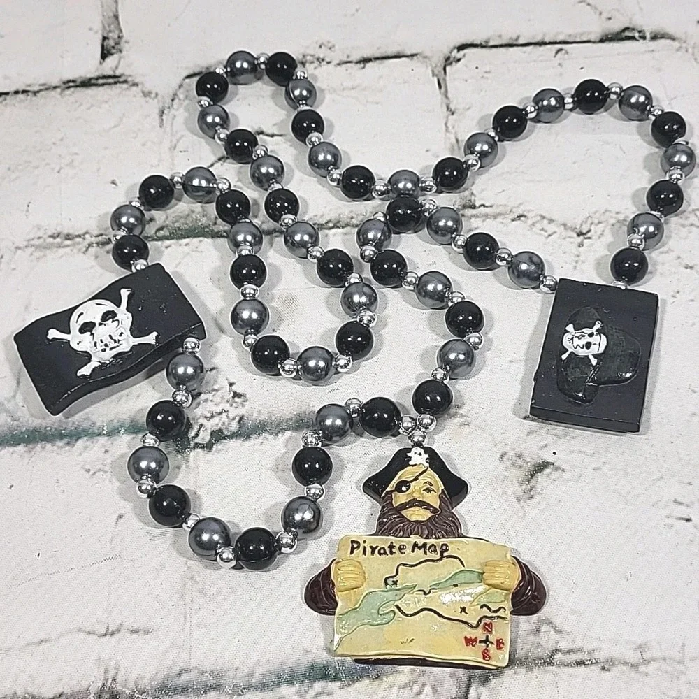 Pirate Themed Mardi Gras Party Beads Chunky‎ Black Silver New Orleans Necklace
